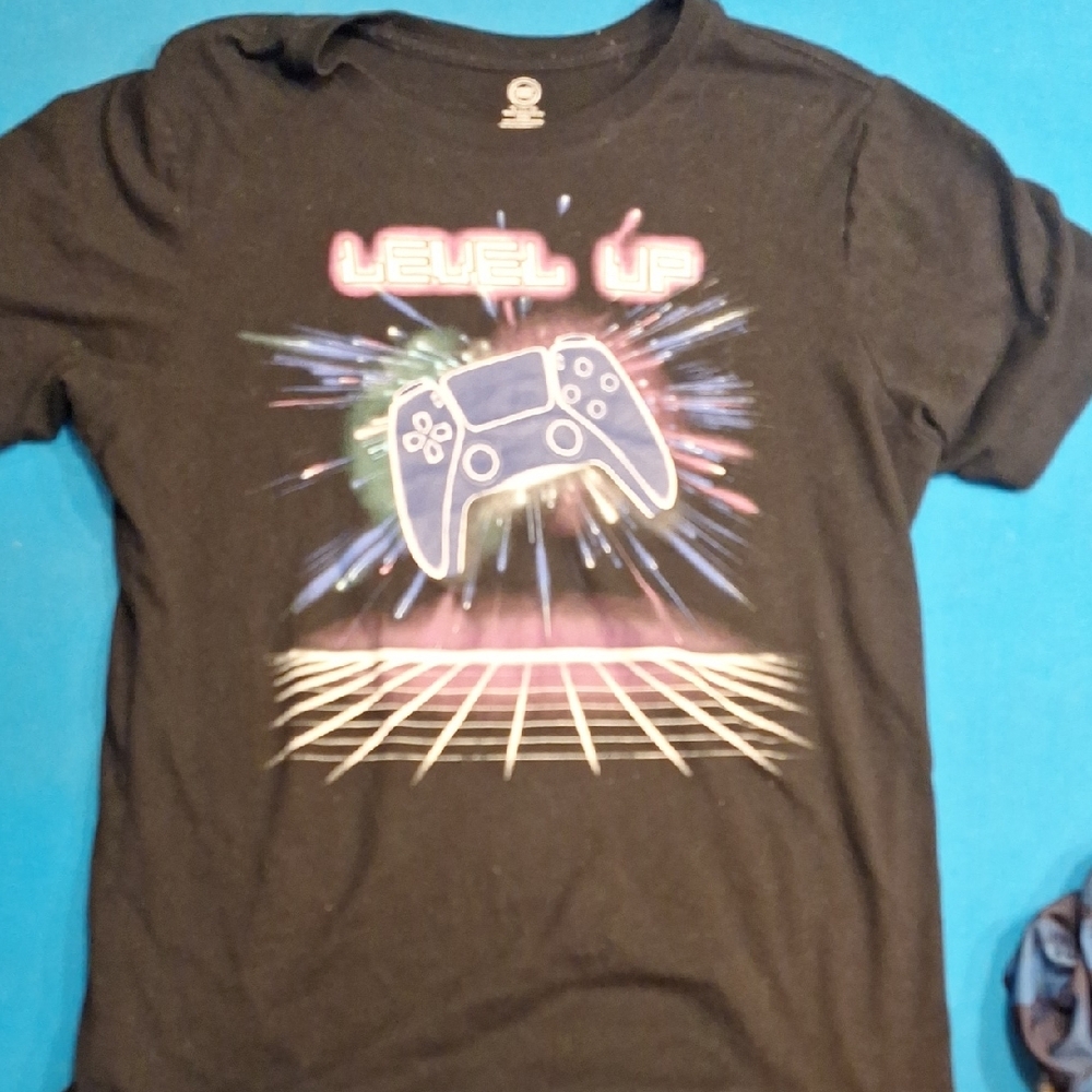 Wonder Nation Black 'Level Up' Gaming Tee